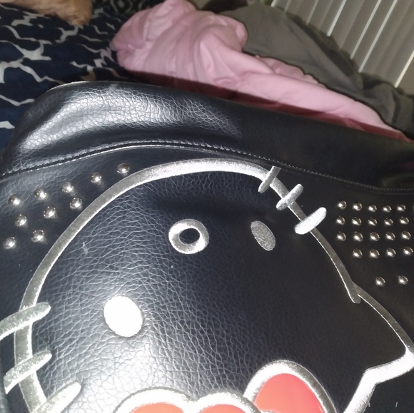Black Hello Kitty Bowler Bag - Picture 5 of 6